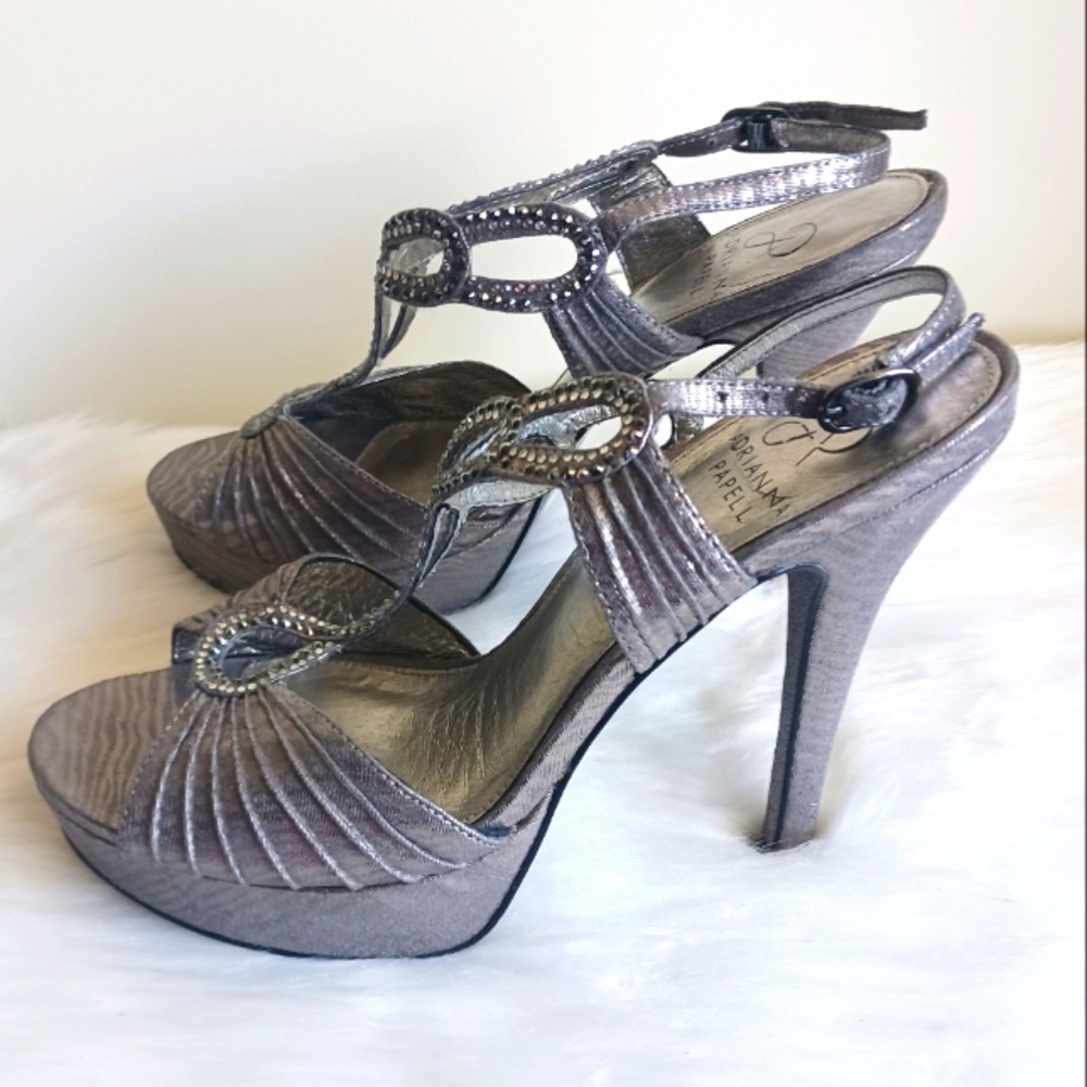 Adrianna Papell Women's Silver and Rhinestone Misty Sandals Sz 7M